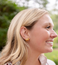 Load image into Gallery viewer, Bulldog Stud Gold Earring
